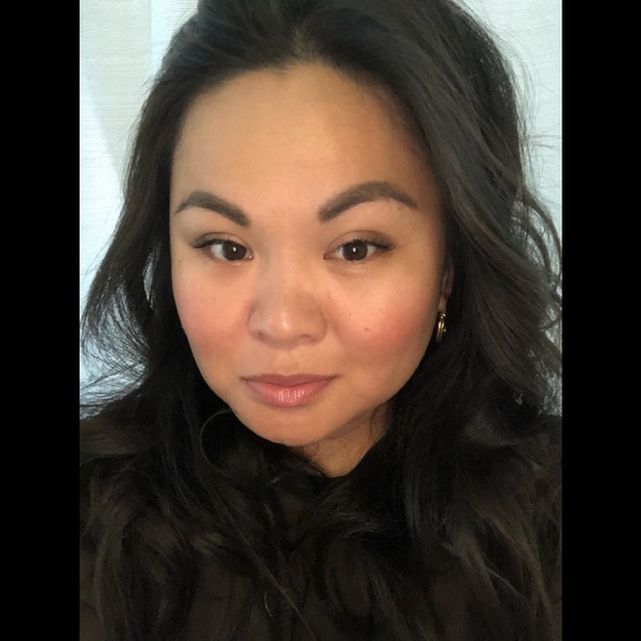 Meet your Posher, Elena - Picture 1 of 2